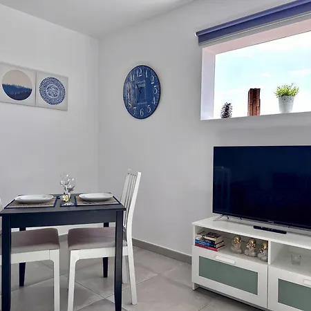 7 Moons Solo Adultos San Bartolomé